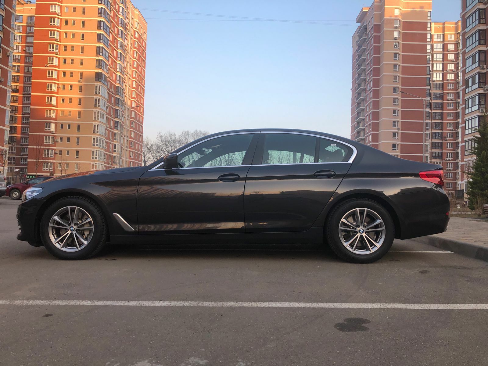 BMW 530i xDrive 2019 individual