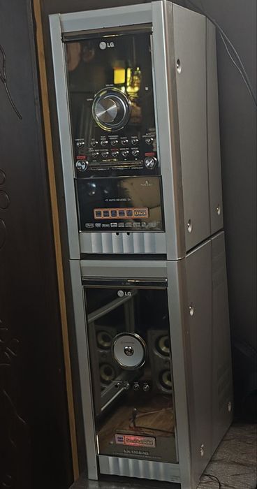 Музыкальный центр LG