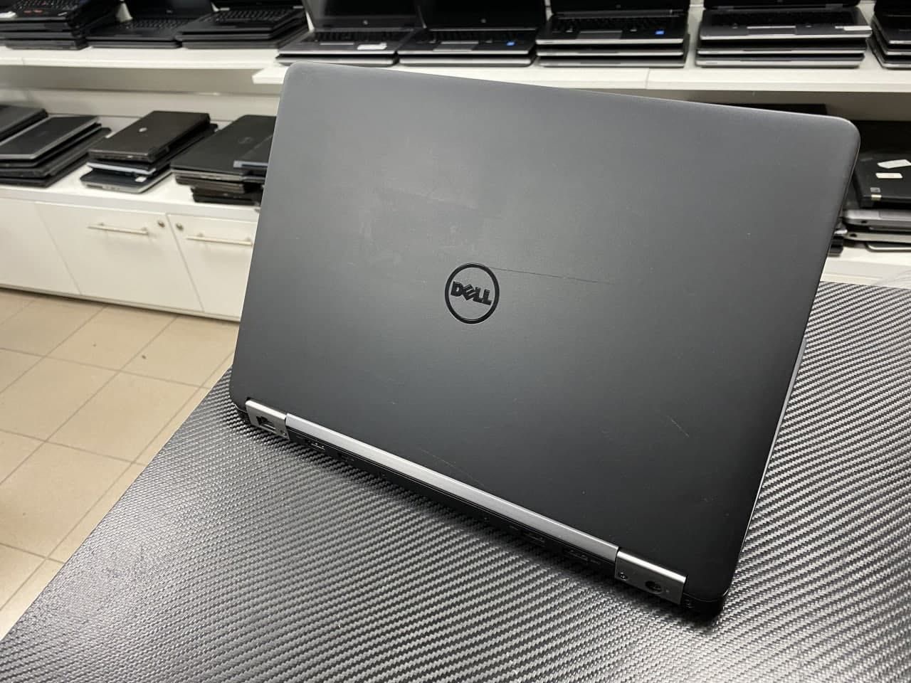 Dell Latitude E7270 12″ i5-6300U/256SSD/8GB/HD