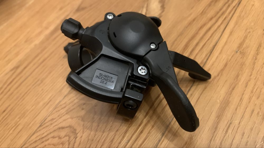 Manetki SHIMANO Altus SL-M315