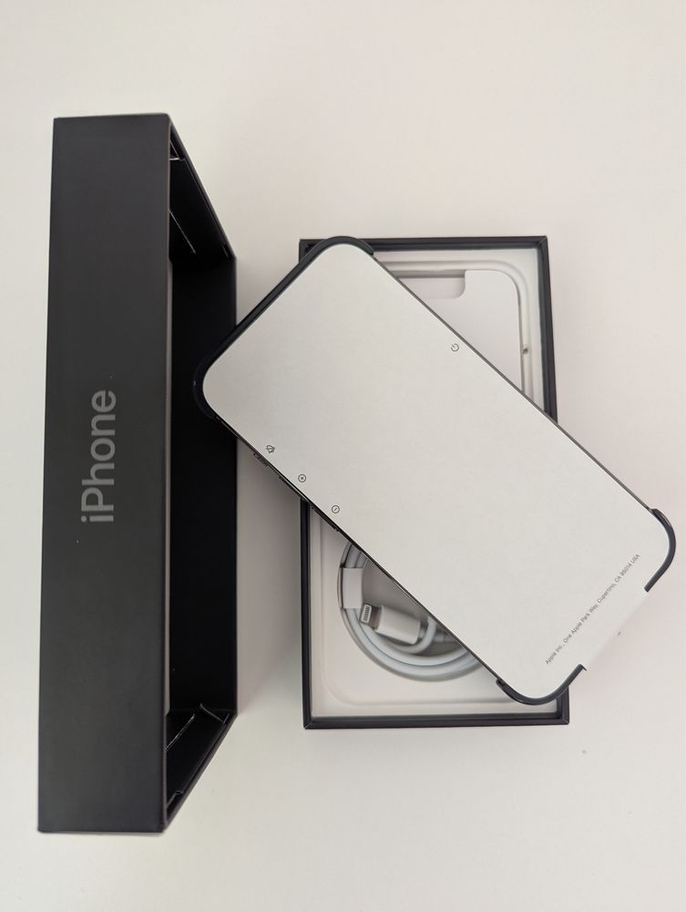 Iphone 13 pro. Como novo