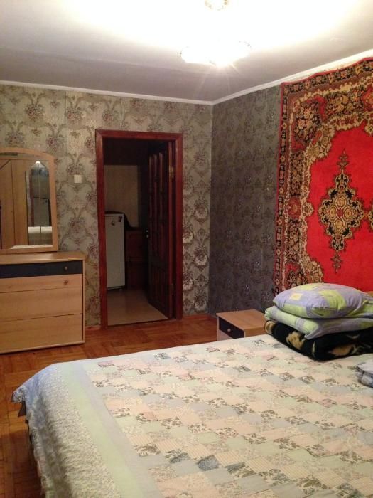 Здам подобово велику 2 кімнатну квартиру, меблі, побутова техніка