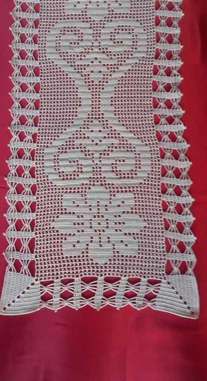 Centro de mesa em crochet artesanal