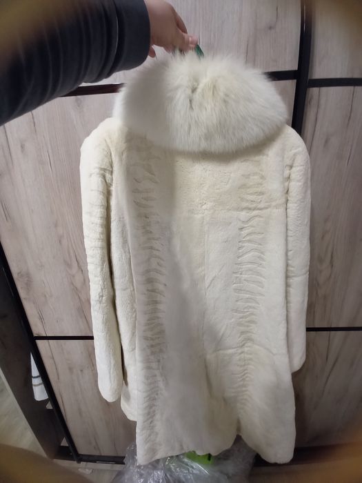 Шуба з хутра бобра