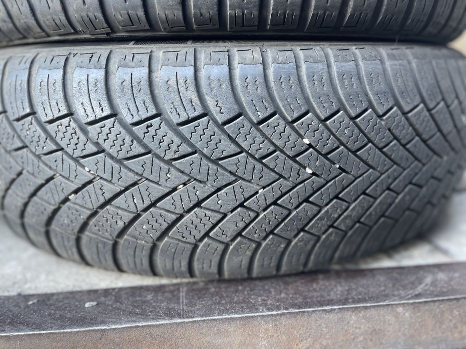 Шины 205/60 R16 Nexen б/у комплект зима U6