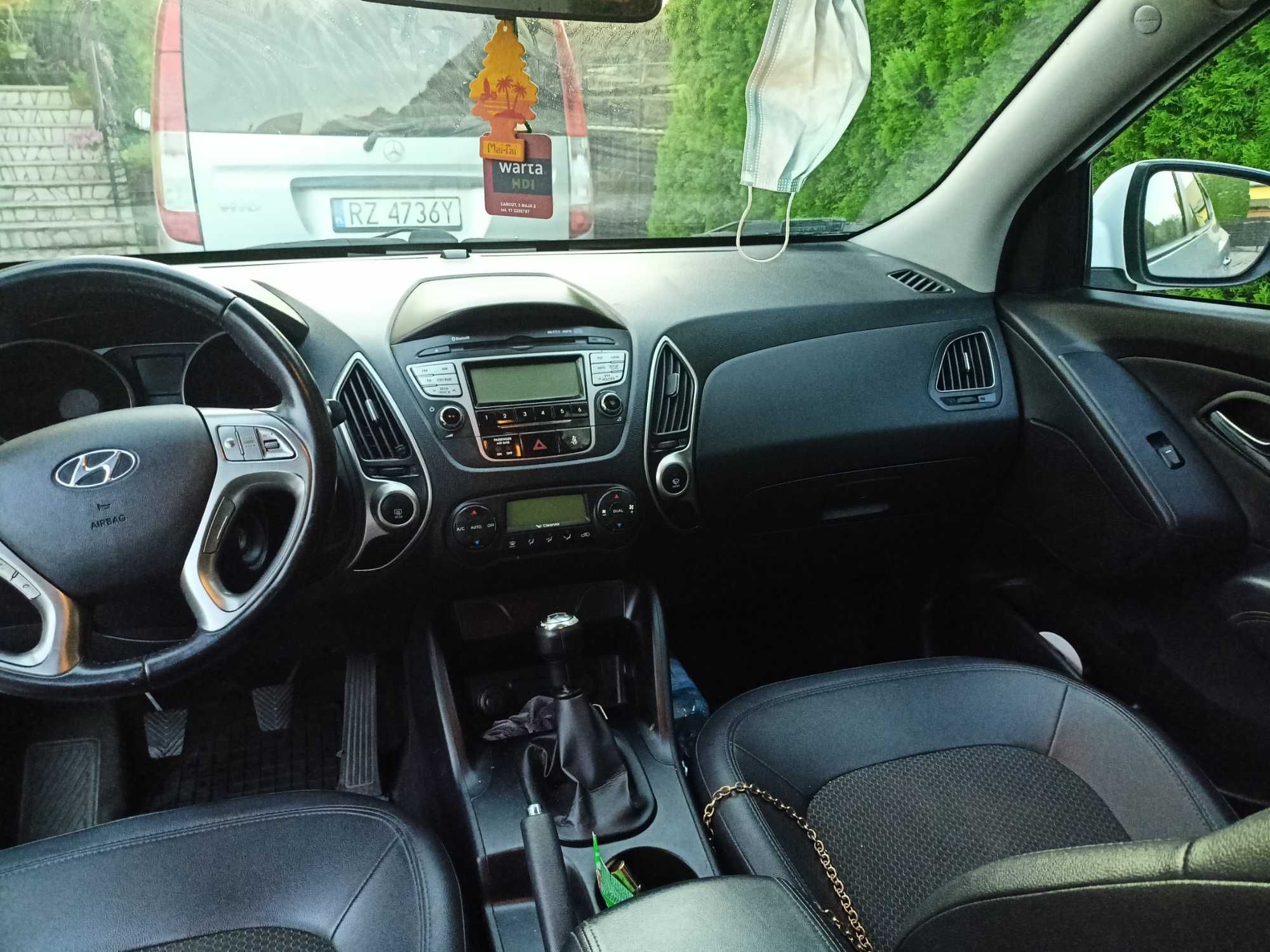 HYUNDAI IX35 Z gazem