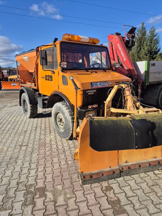 Mercedes-Benz UNIMOG 1400