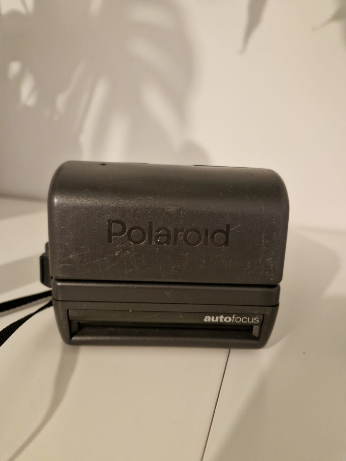 Analogowy aparat do zdjęć natychmiastowych POLAROID - model 636