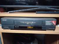 Odtwarzacz wideo VHS Sharp