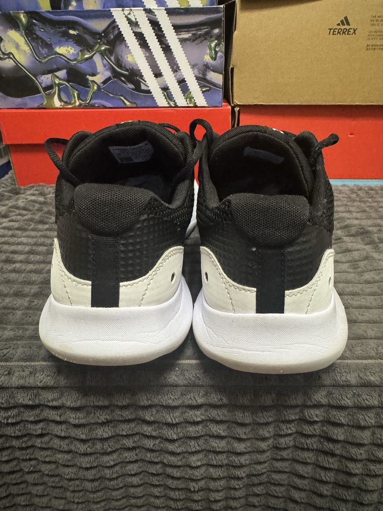 Чоловічі кросівки для бігу Under Armour Surge 3 49(33см) оригінал