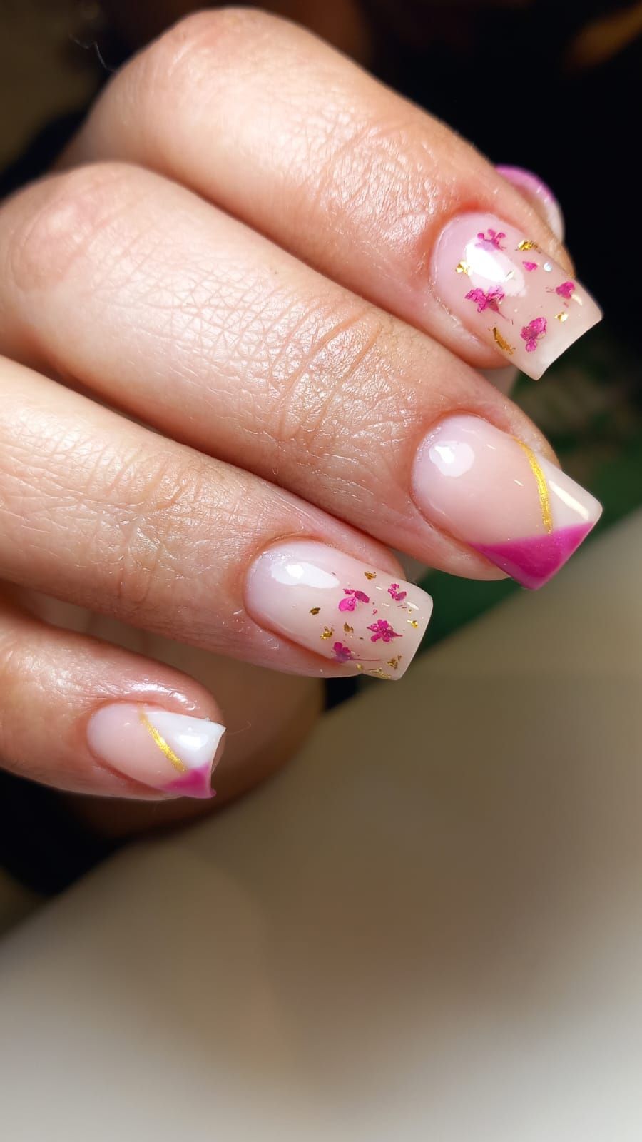 Unhas  em gel método Brasileiro