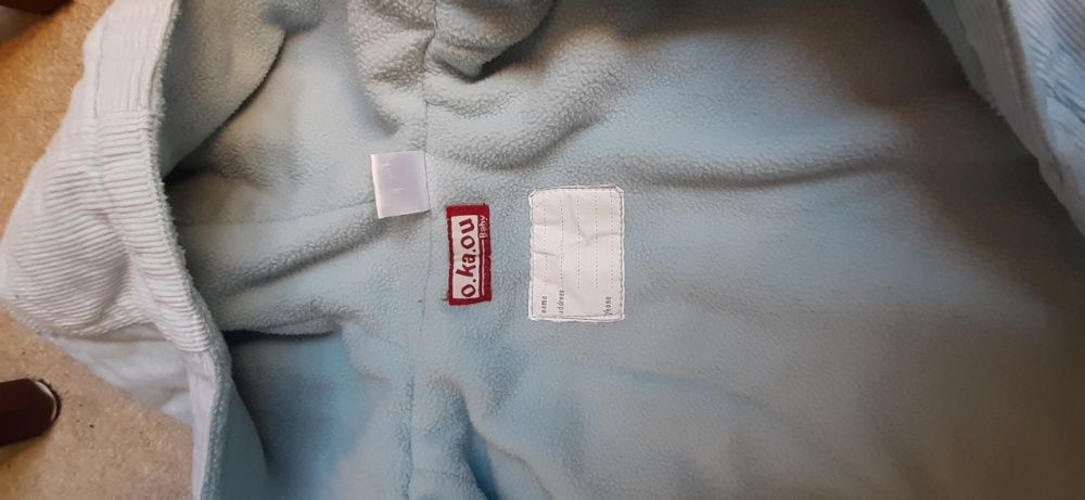 Vendo Casaco para Criança com Carapuço