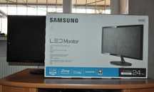 Монитор Samsung S24D300HS