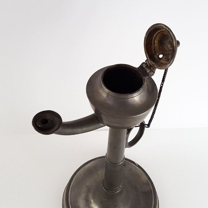 Lampa oliwna z XVIII wieku - udokumentowane pochodzenie
