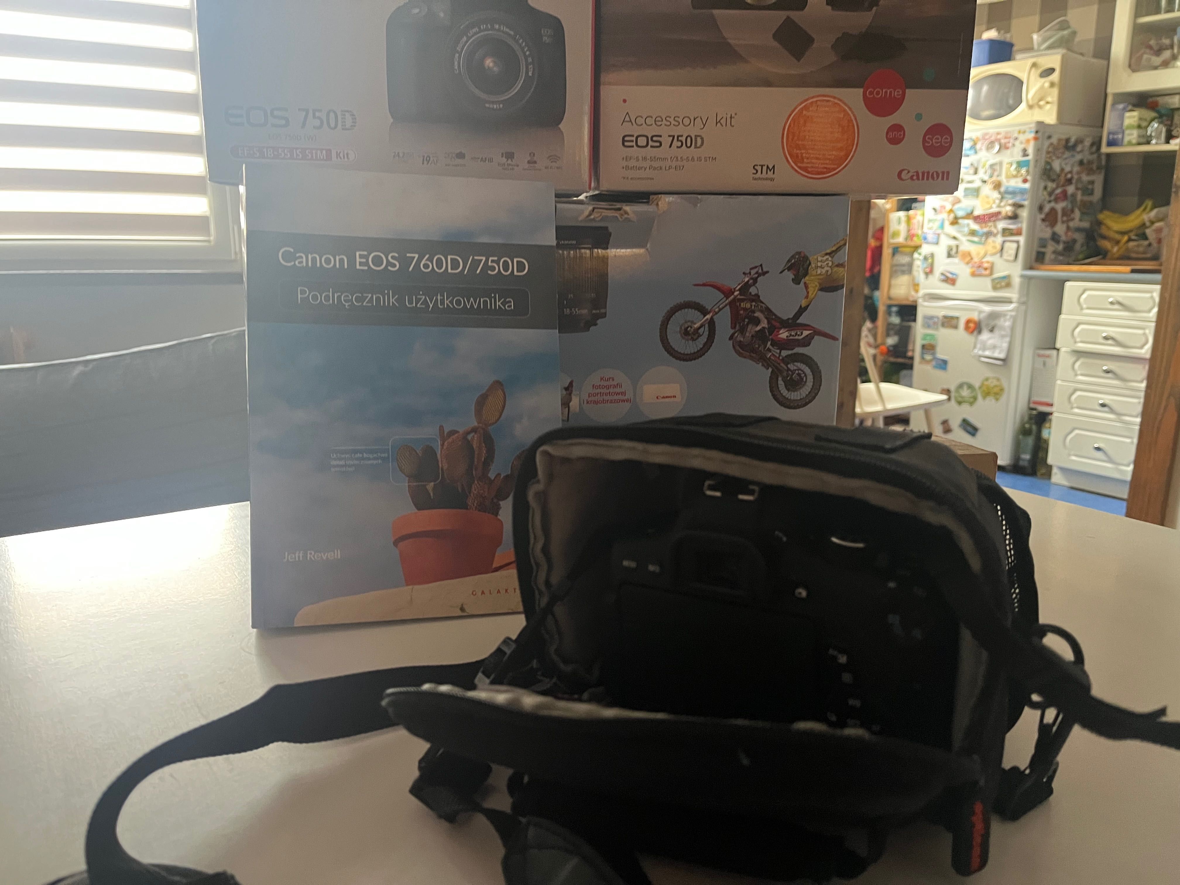 Canon EOS 750D Zestaw jak nowy 2 baterie + akcesoria + namiot do zdjęć