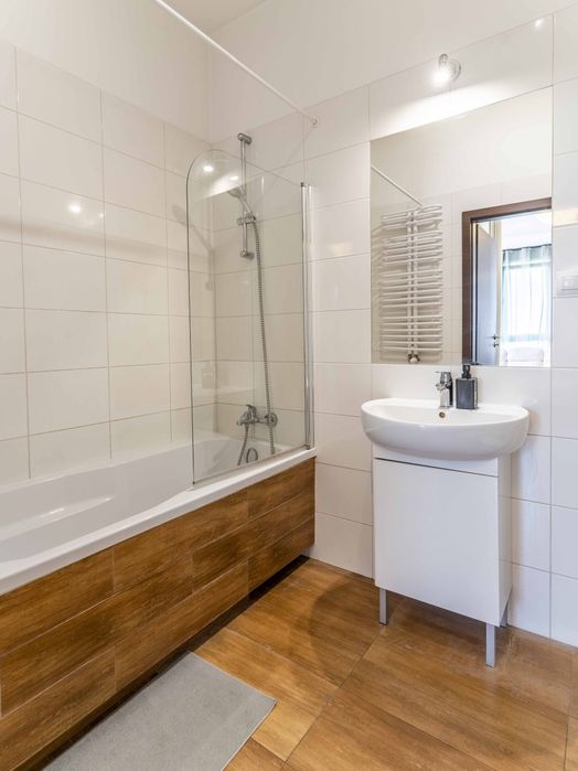 Apartament Żoliborz na dobę 3 pokoje wysoki standard parking gratis