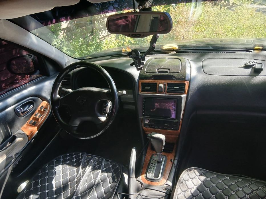 Nissan maxima a33
