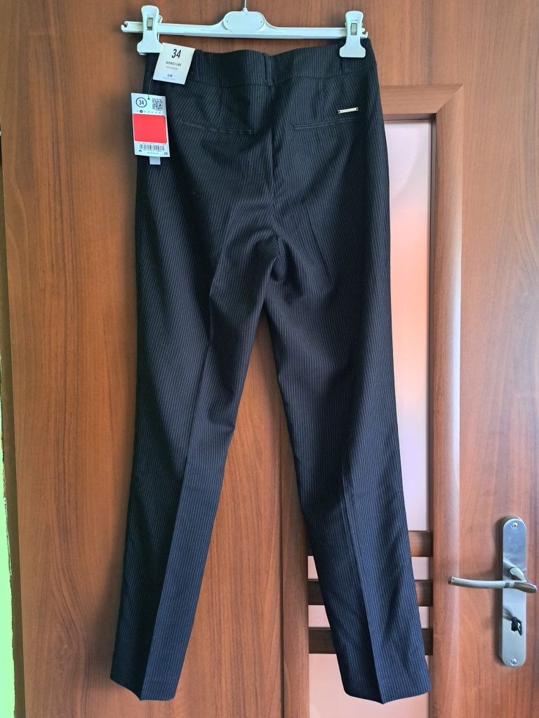 Czarne spodnie damskie rozmiar 34