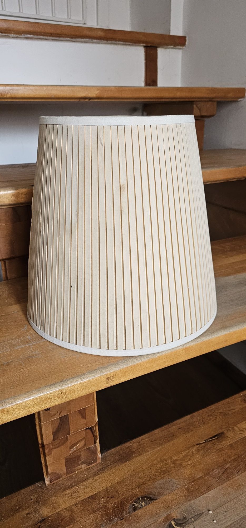 Duży abażur do lampy stojącej lub wiszącej