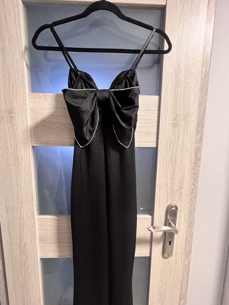 Czaena elegancka dluga sukienka rybka Chicaca UNI