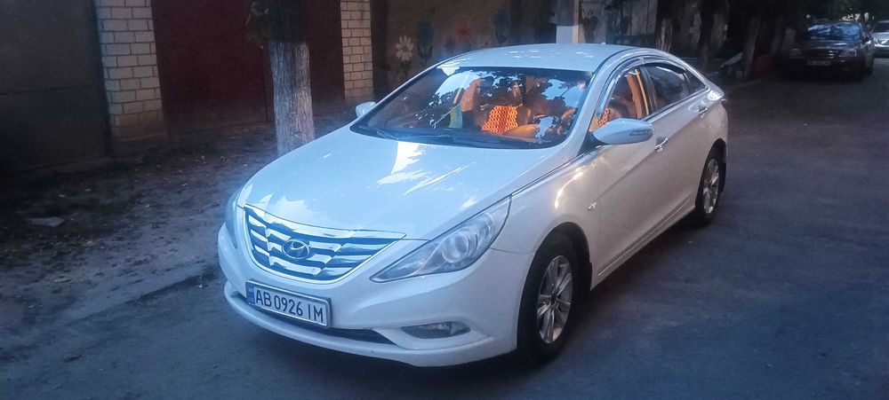 Hyundai Sonata Гибрид 2010 року