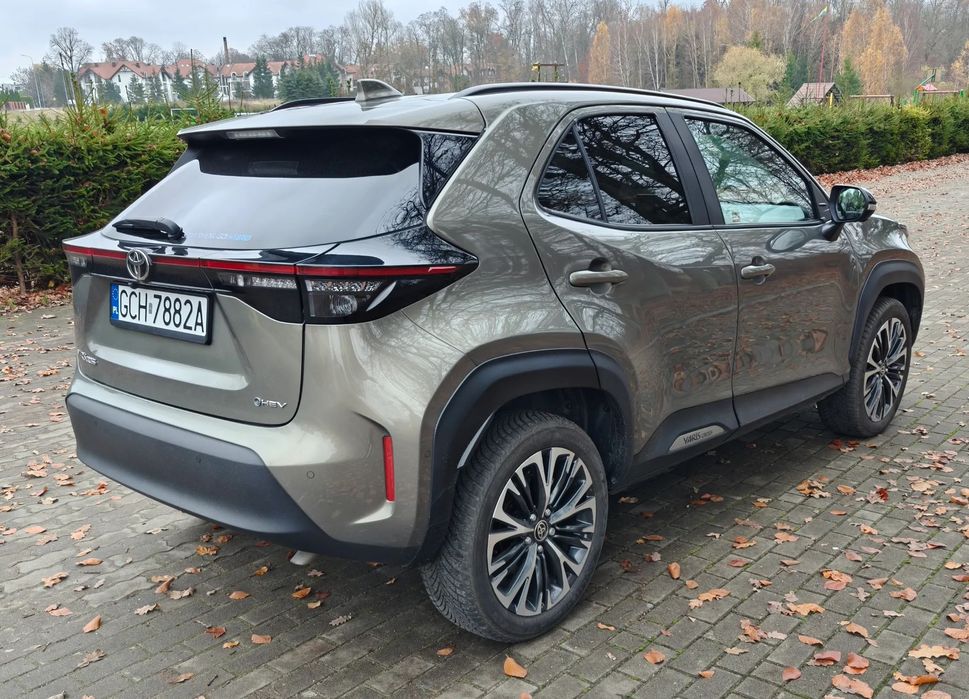 Toyota Yaris Cross Executive Lift HUD + 360