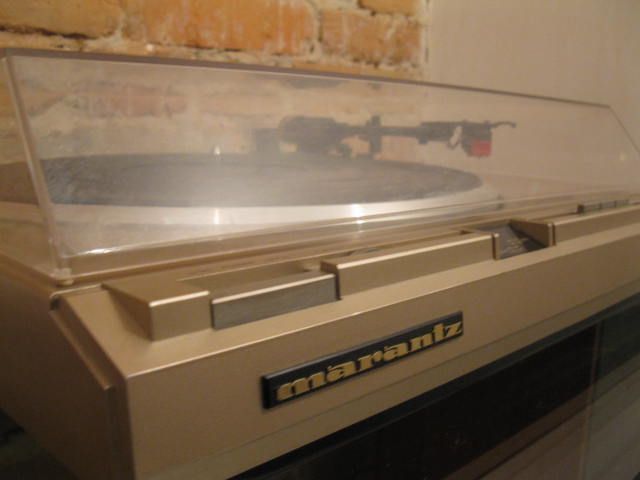 Gramofon Marantz TT 320