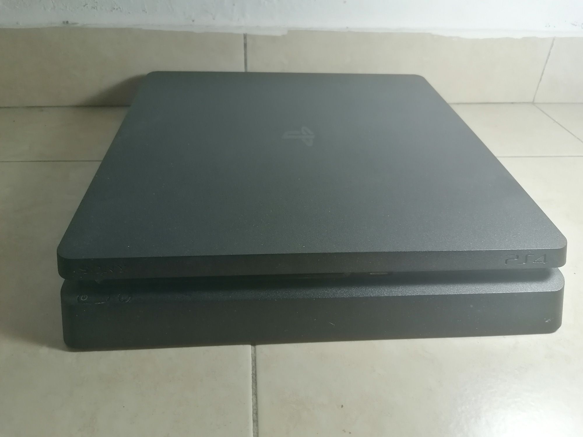 Vendo/troco PlayStation por mesa de mistura DJ