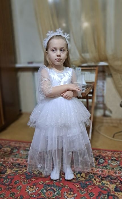 Новорічна сукня Сніжинка