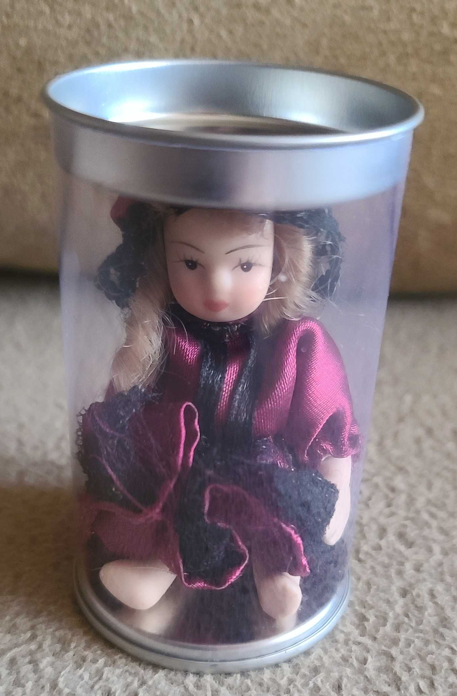 Лялька фарфорова колекційна сувенірна Porcelain doll 12 см нова