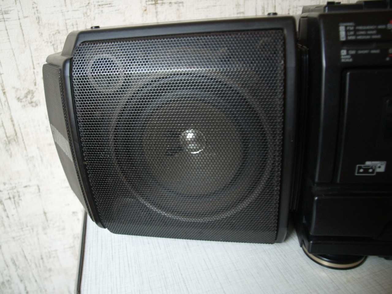Продам супермагнітолу 90-х SHARP WF - T 380