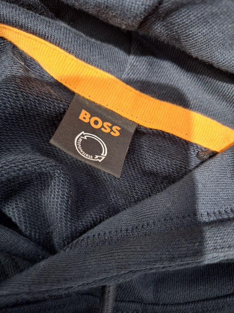 Granatowa bluza Boss