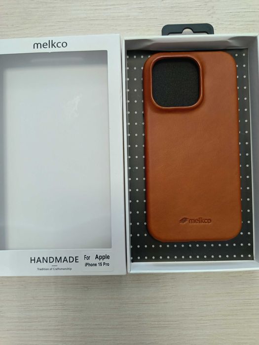 Etui plecki MagSafe do Iphone'a 16 Pro brązowe imitacja skóry