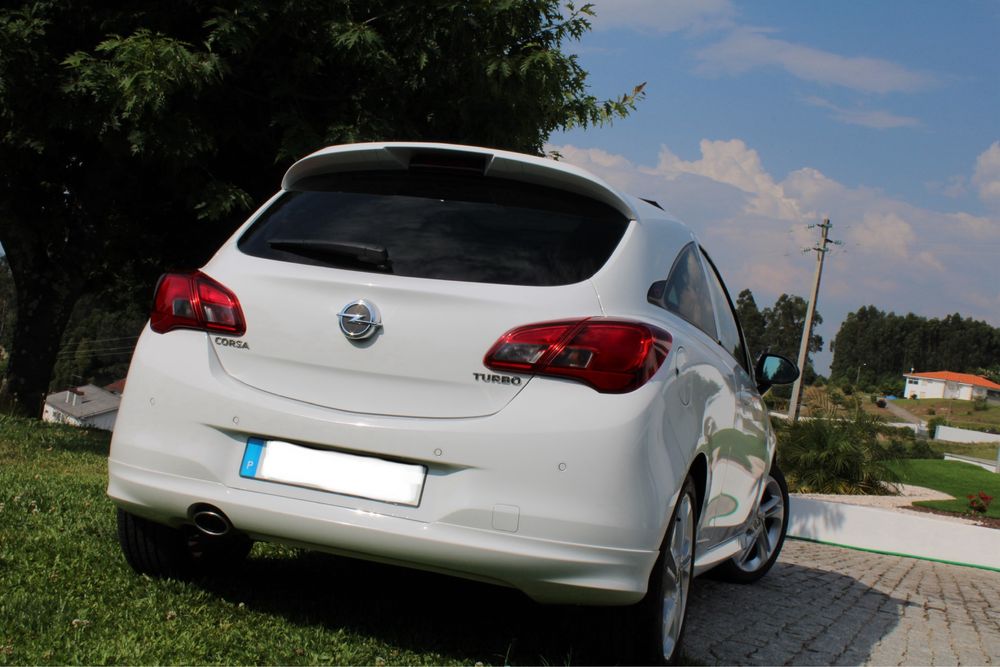 Opel Corsa 1.0 GT TURBO