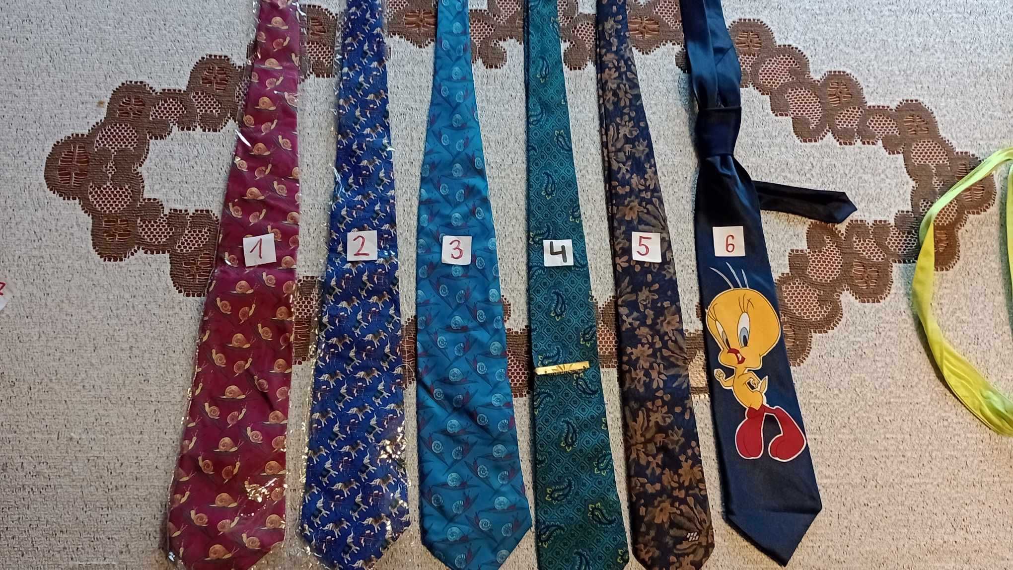 Krawaty bajkowe,z bajek,ze zwierzętami,kolekcjonerskie