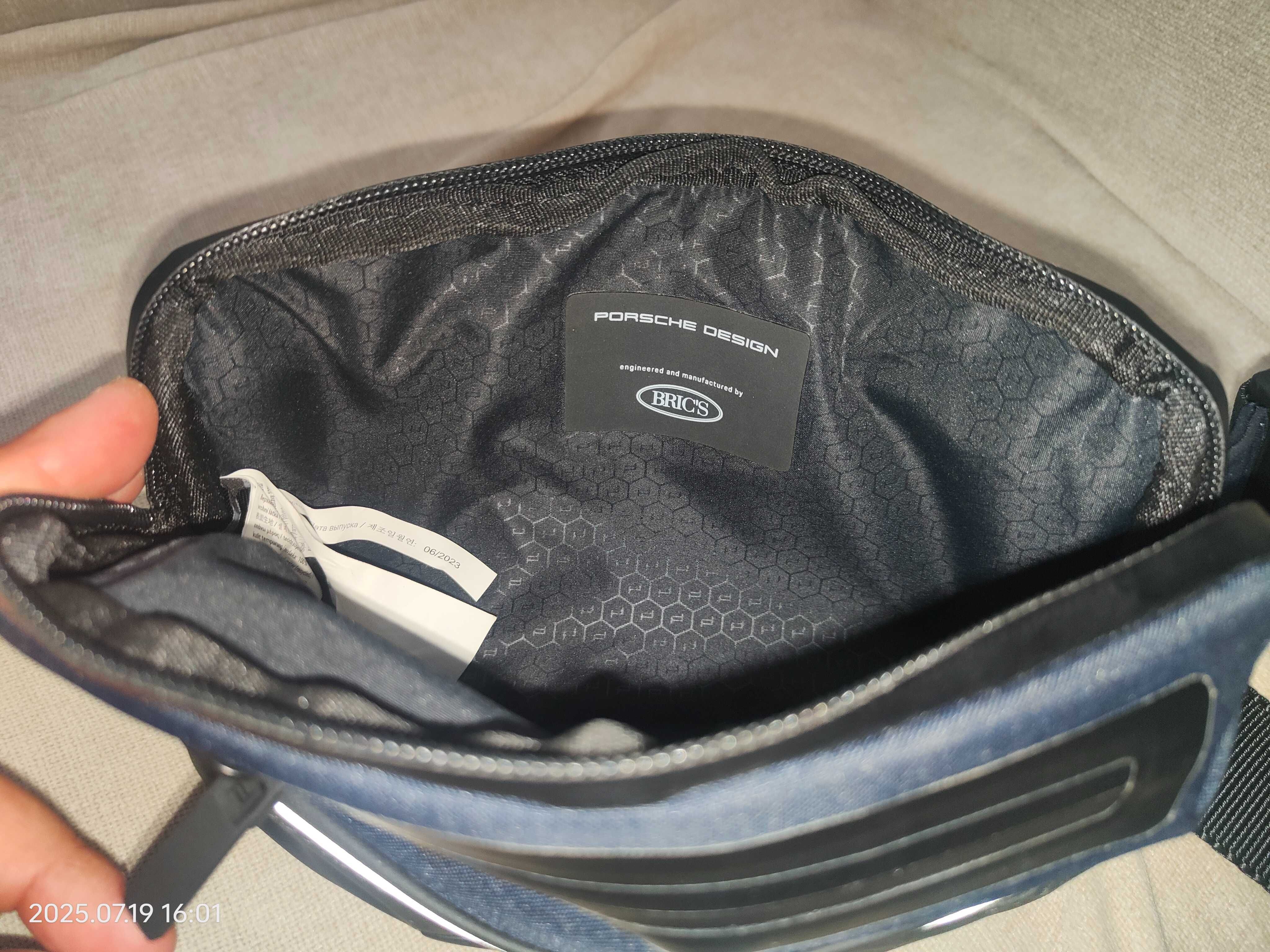 Vendo Bolsa de cintura da Porsche Design como nova
