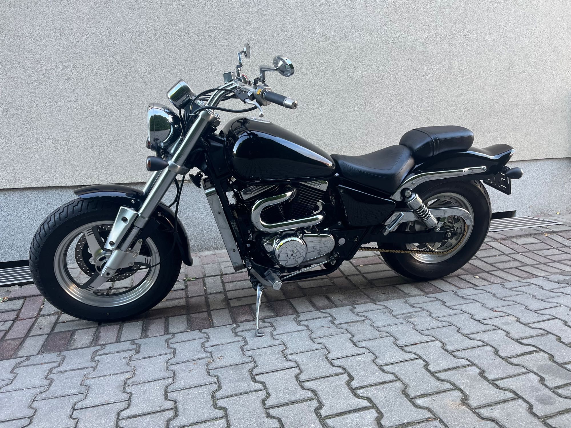 Suzuki marauder 800, vz800.