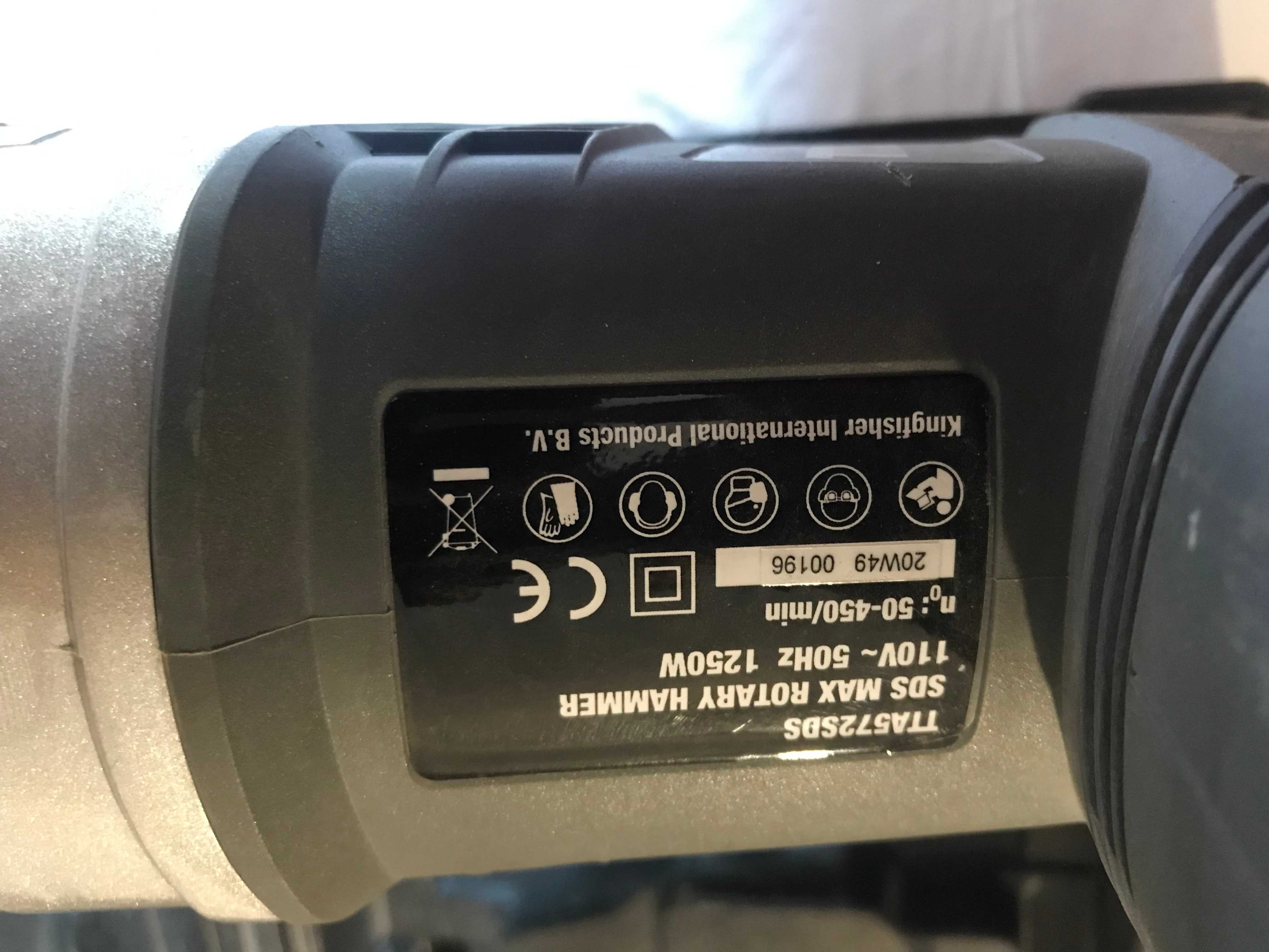 Перфоратор Titan TTB572SDS 6.8KG  110 вольт з Англії