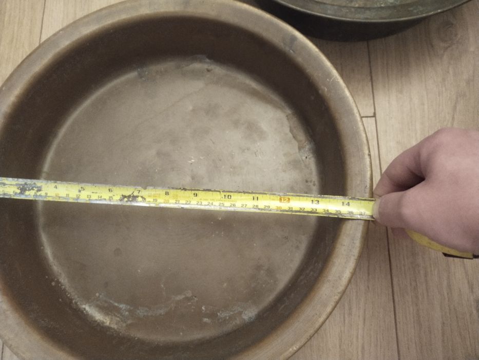 Продам старі миски .