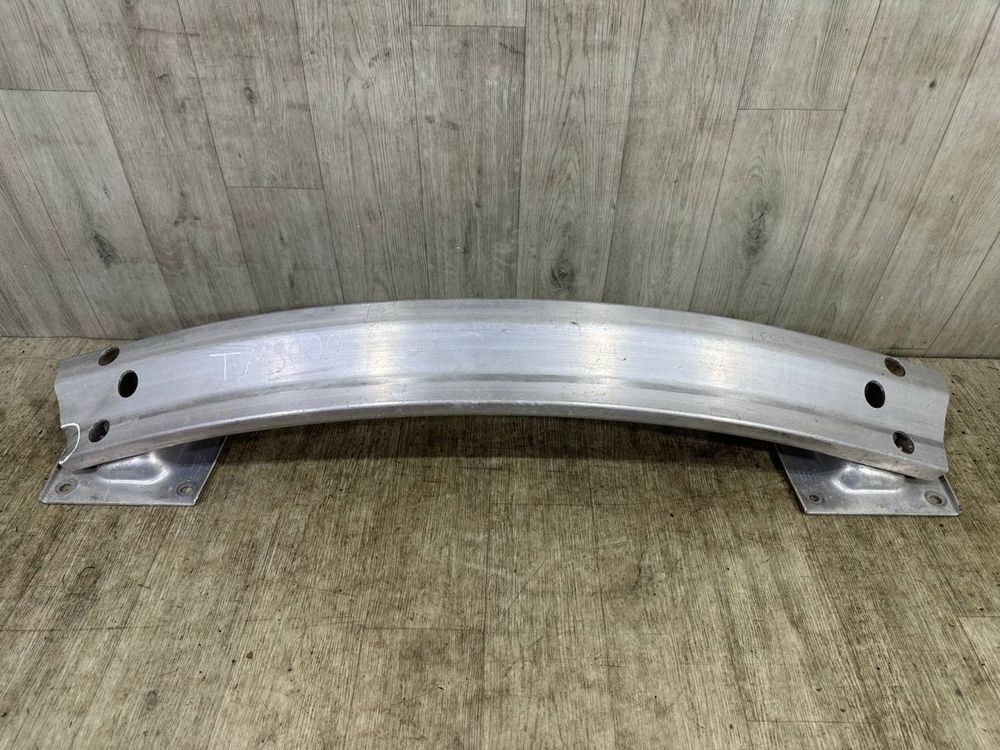 Усилитель заднего бампера Tesla Model 3 / 2017 - 2020 г. / Підсилювач