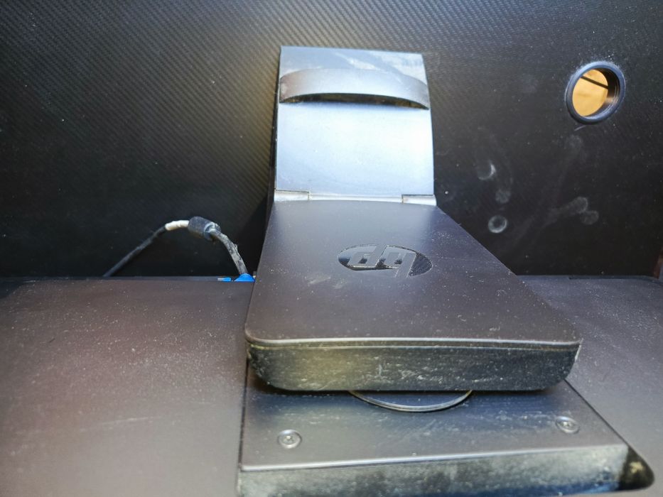 Sprzedam monitor za 200 zł hp