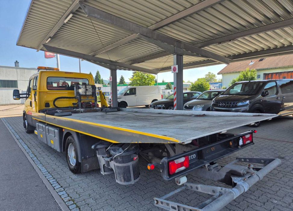 Iveco Daily 70C18 2017 Pomoc drogowa autolaweta brygadowa 7 osób 210KM