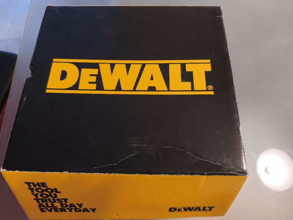 botas  segurança DEWALT  biqueira de aço ( NOVAS )