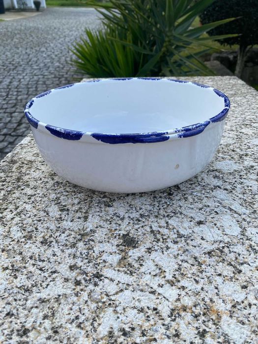 Saladeira branca
