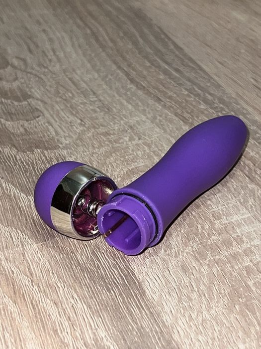 Персональний массажер новий