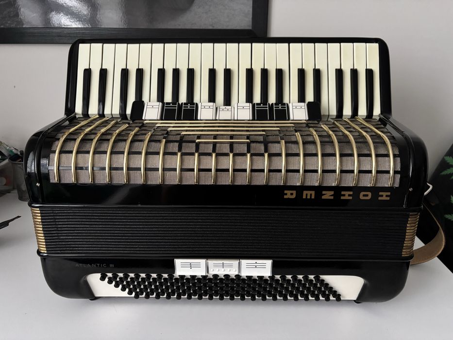 Hohner Atlantic III