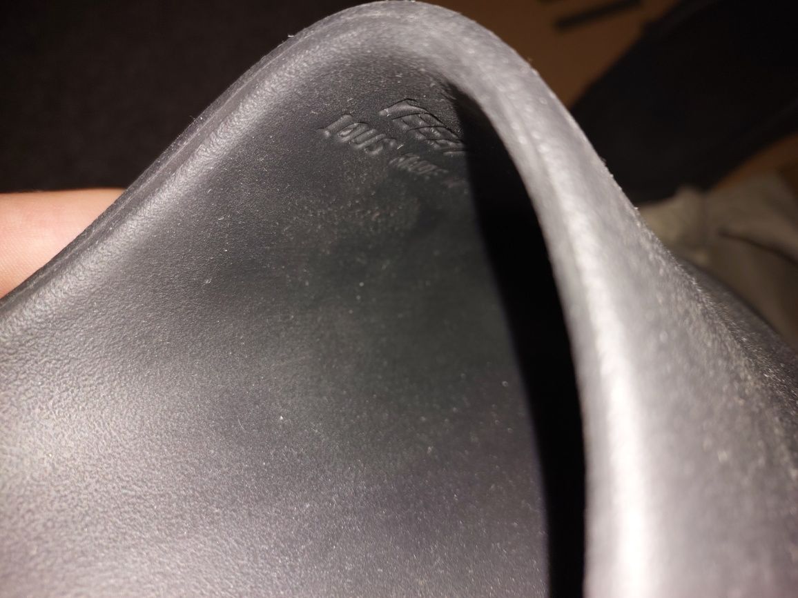 Yeezy slides Onyx 44,5