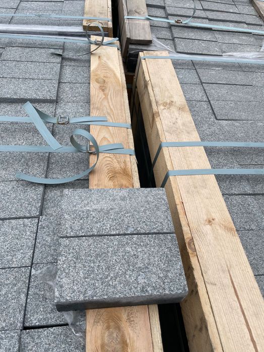 Бруківка гранітна Габбро,гранитная брусчатка полнопиленая термо