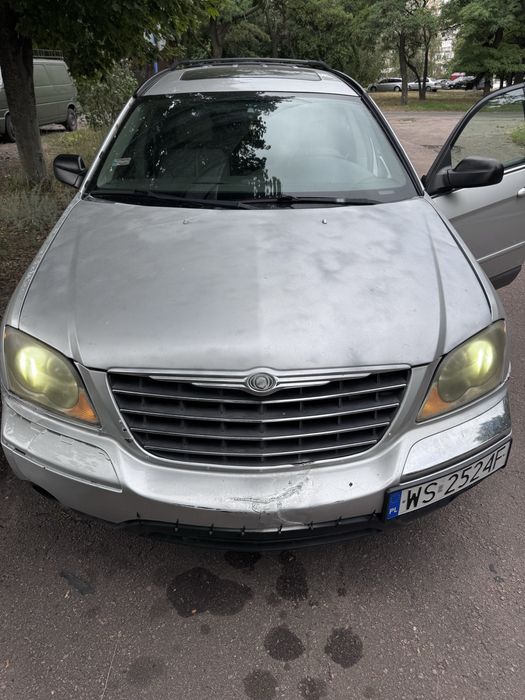 Автомобіль Chrysler Pasifica 2004