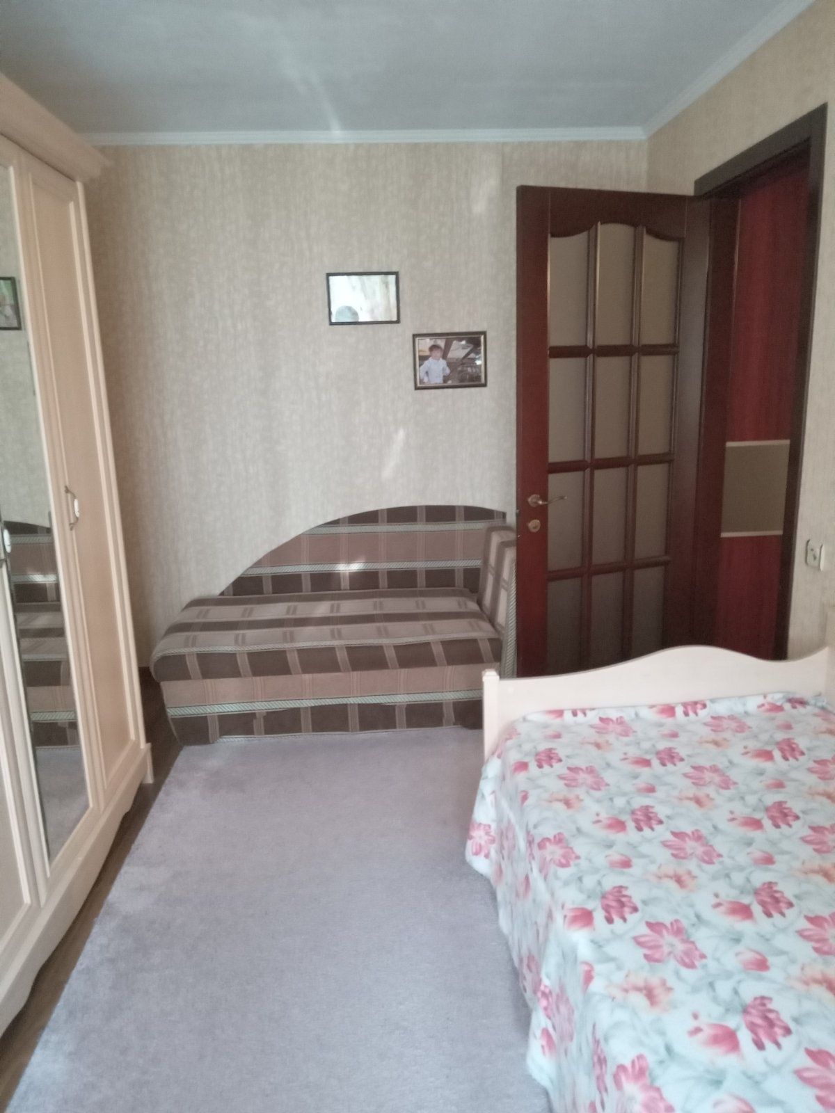 Продам свою квартиру метро Студенческая, ул. В.Зубенка, 21